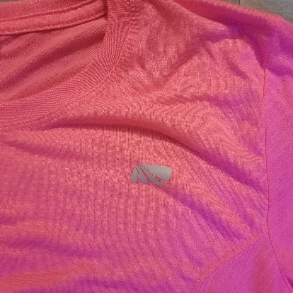 NWT Marika Tek Lightweight Athletic Long Sleeve
